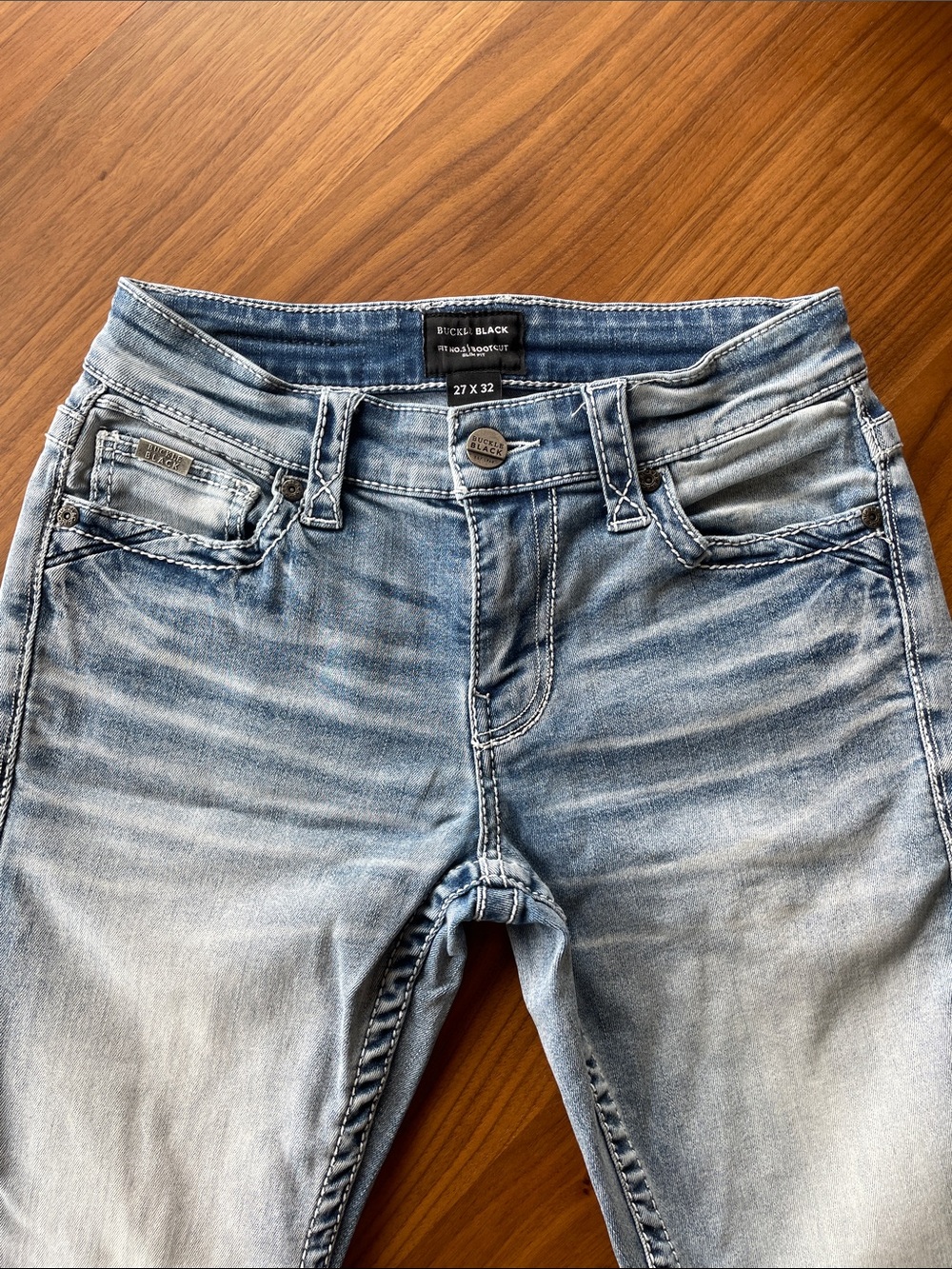 Buckle Black Light Wash Blue Bootcut Jeans